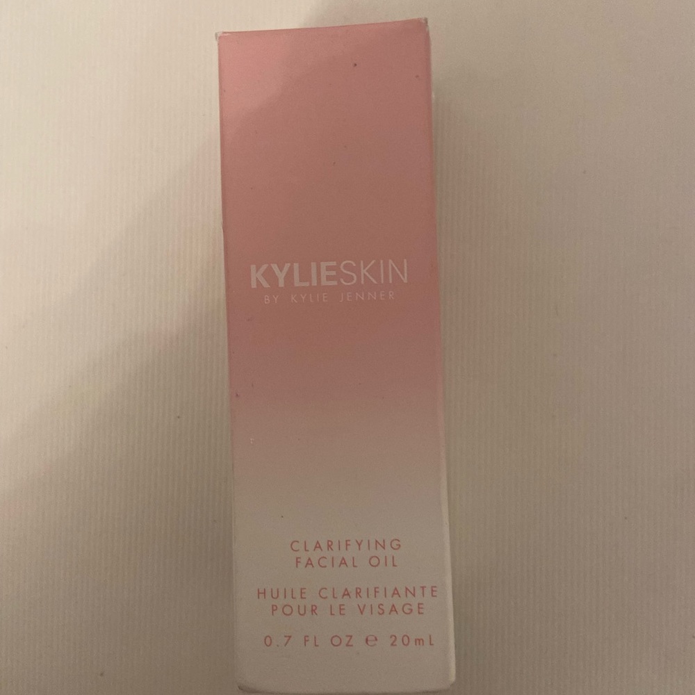 Clarifying oil
